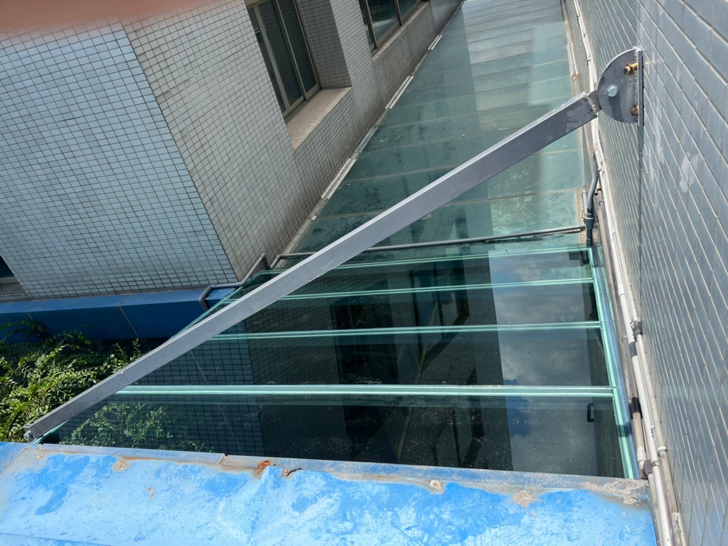 採光罩延伸